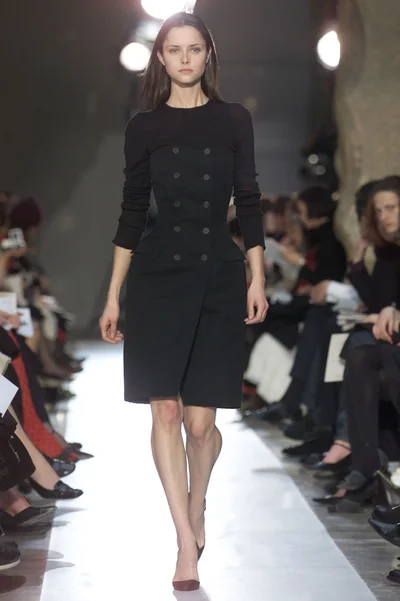 Look 18